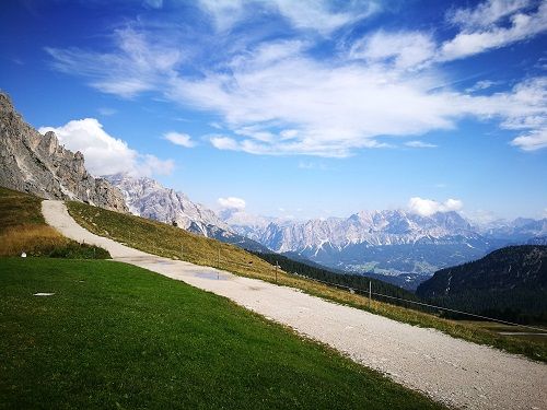 Passo Giau salita verso il Rifugio Averau