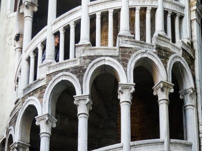 Scala Contarini del Bovolo, gioiello veneziano di rara bellezza
