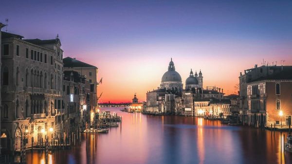 Madonna della Salute notturno