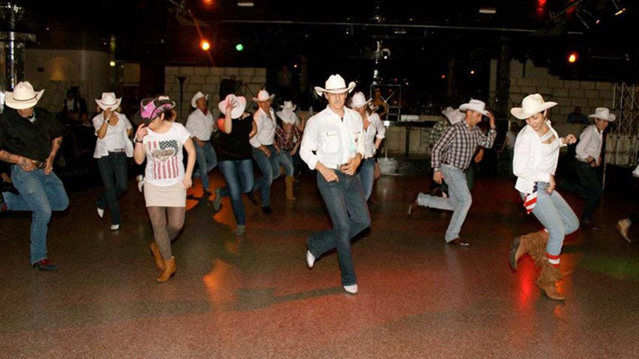 Ballo Country