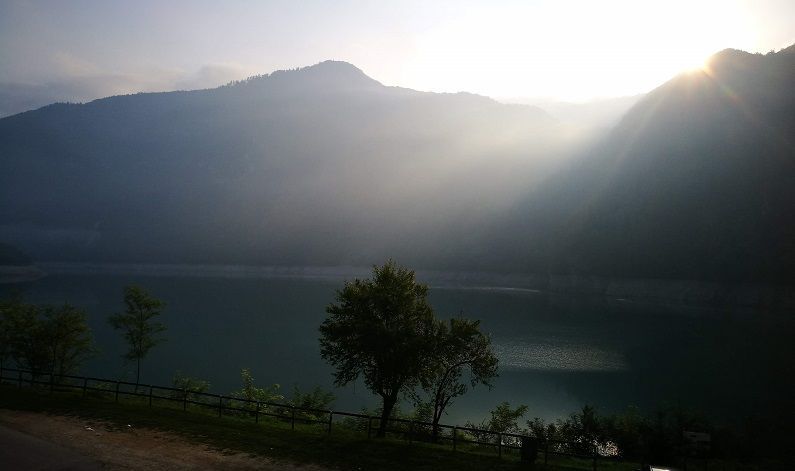Lago del Corlo in autunno