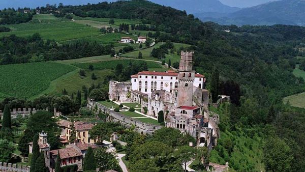 Castello di San Salvatore